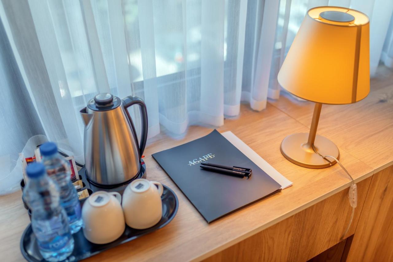 Hotel Agape Бар Екстериор снимка
