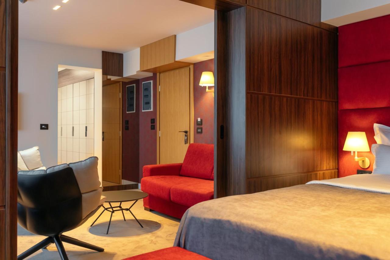 Hotel Agape Бар Екстериор снимка