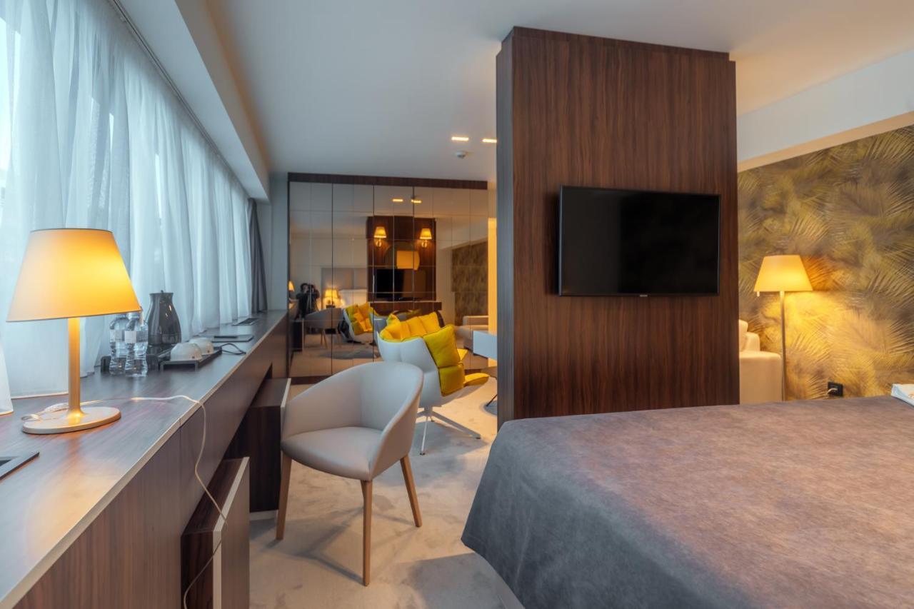 Hotel Agape Бар Екстериор снимка