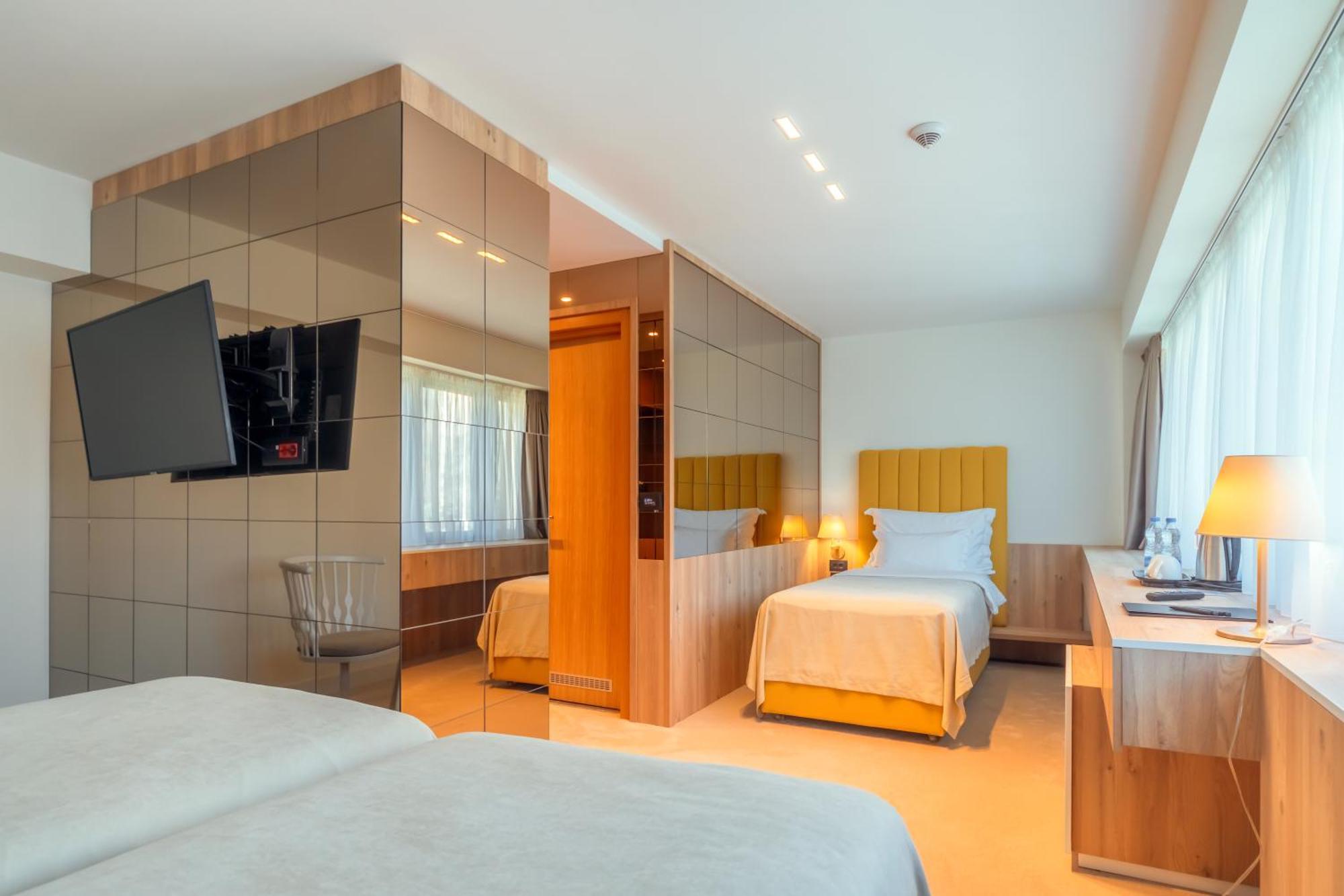 Hotel Agape Бар Стая снимка